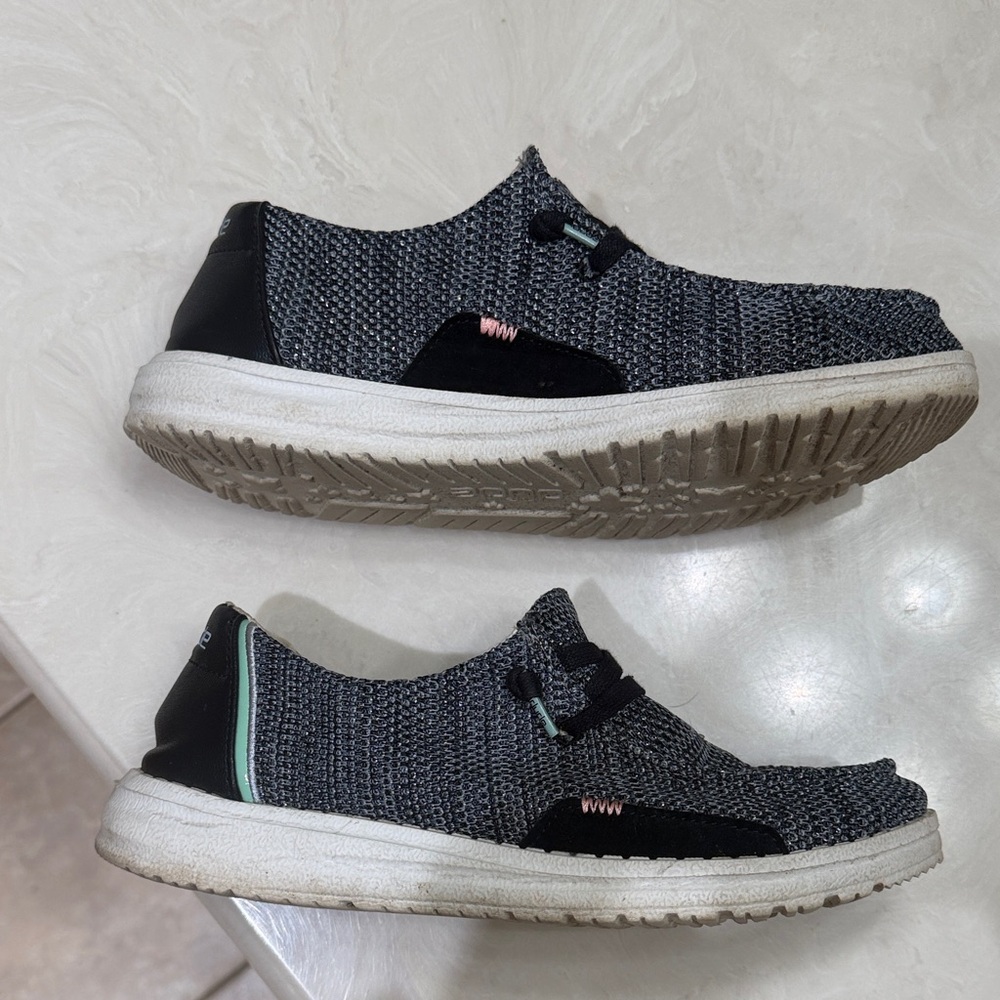 Hey Dude Women's Black and Gray Shoes - Picture 2 of 4